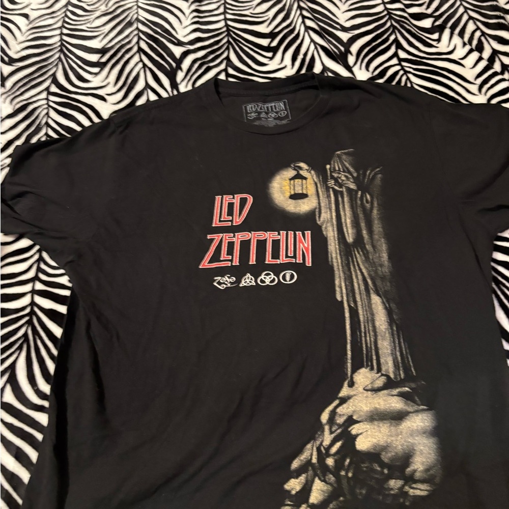 Led Zeppelin Black Graphic Tee